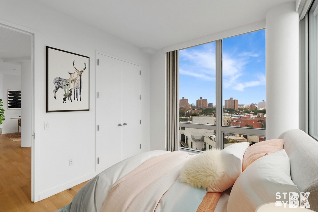 525 Clinton Avenue - Photo 6