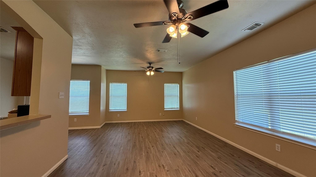 5127 Prosperity Circle - Photo 3