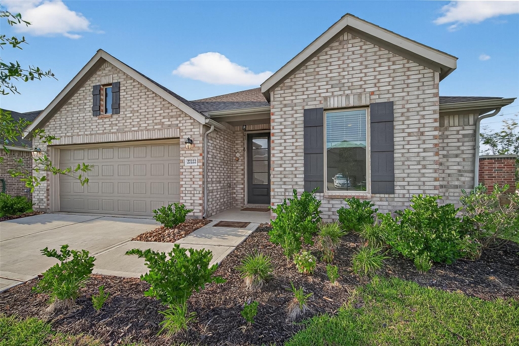 27222 Woodridge Glen Drive - Photo 2