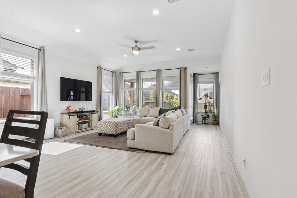 28335 Halle Ray Drive - Photo 5