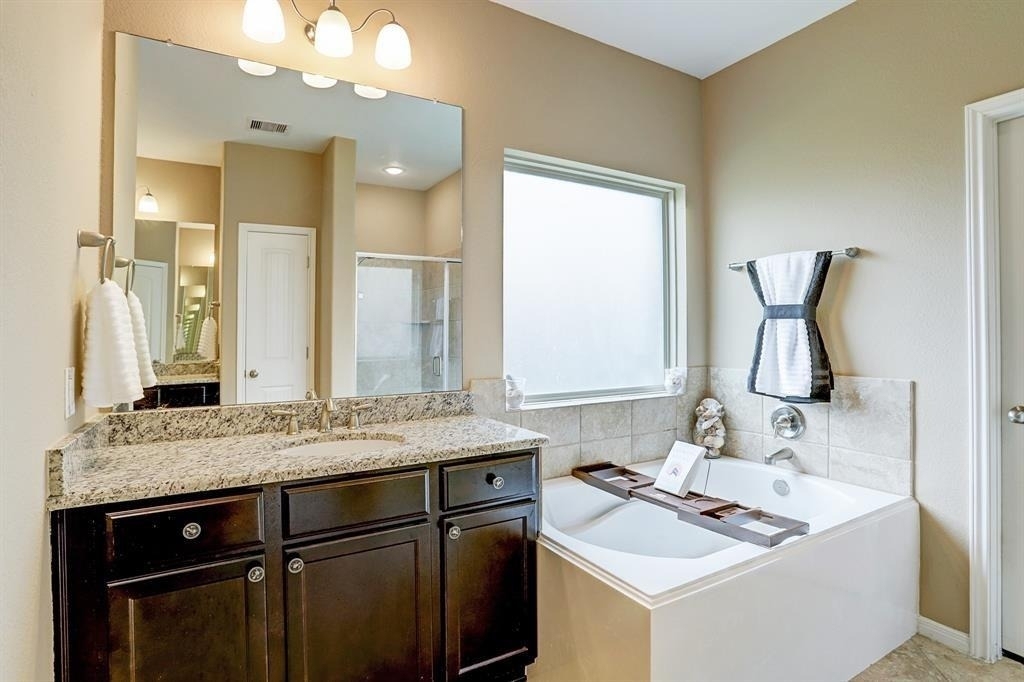 4411 Eclipse Park Court - Photo 22