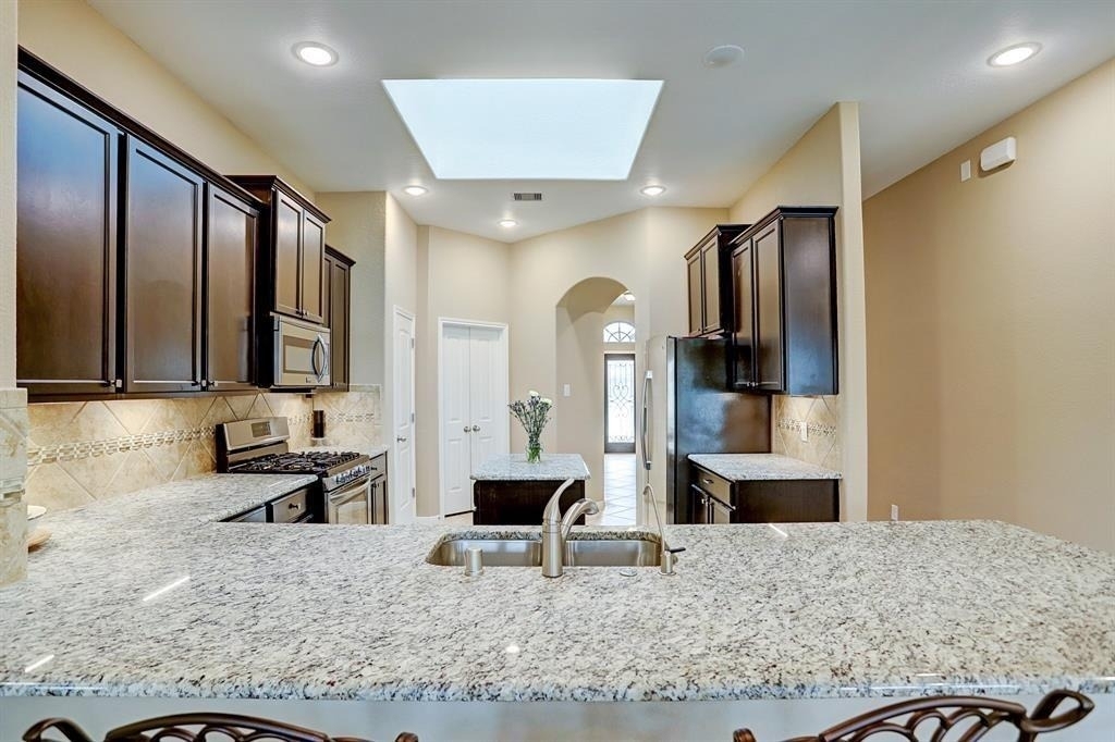 4411 Eclipse Park Court - Photo 11
