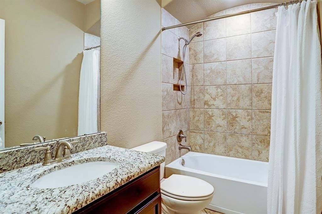 4411 Eclipse Park Court - Photo 18