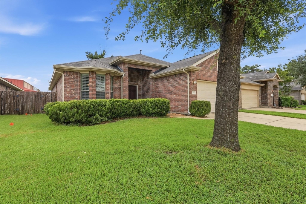 1911 Vale Brook Drive - Photo 1