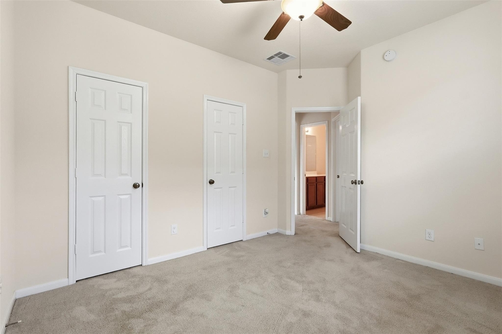 1911 Vale Brook Drive - Photo 22
