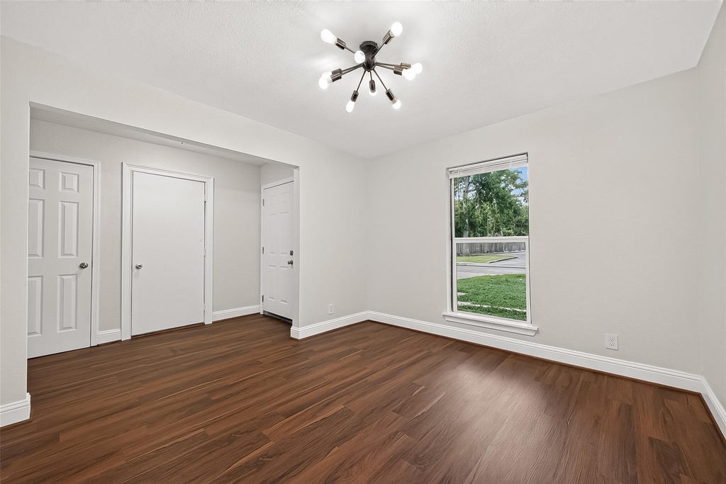 509 Southern Oaks Drive - Photo 3