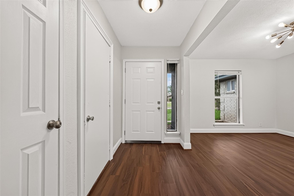 509 Southern Oaks Drive - Photo 0