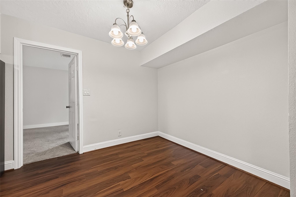 509 Southern Oaks Drive - Photo 12
