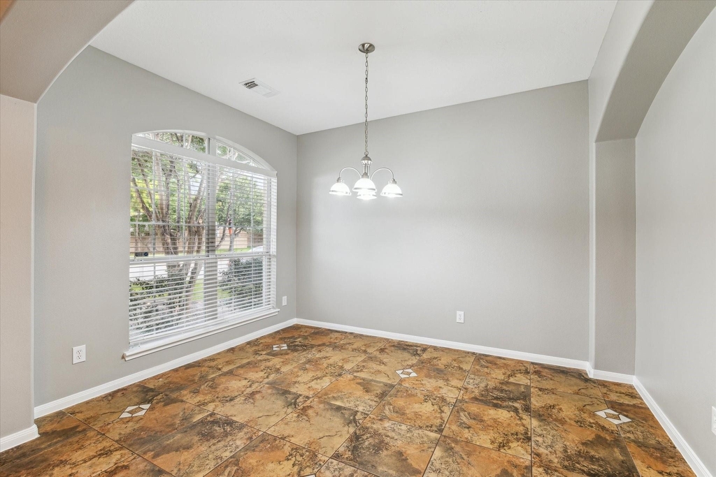 3122 Schumann Oaks Drive - Photo 4