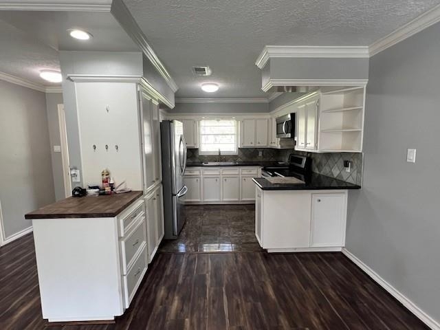 2002 Cherry Laurel Drive - Photo 8