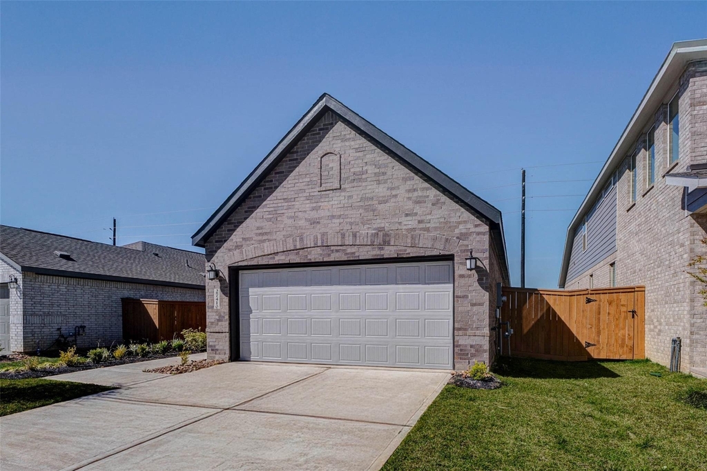 27410 Sweetwater Bay Drive - Photo 0
