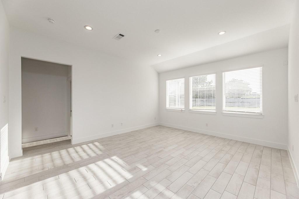 4802 Seabourne Landing Drive - Photo 6
