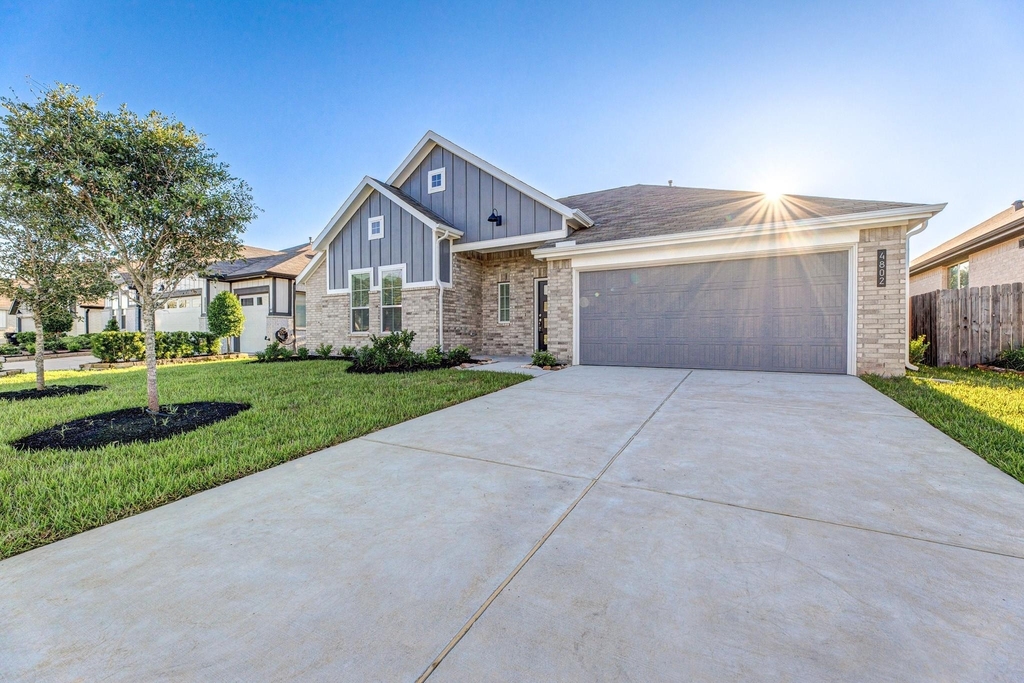 4802 Seabourne Landing Drive - Photo 1