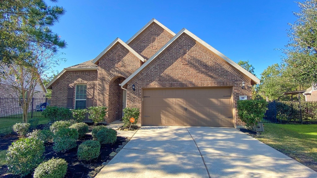 10 Pinestead Court - Photo 0