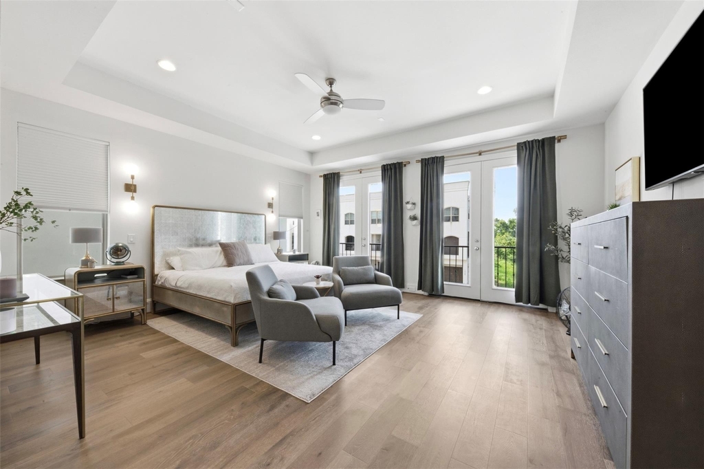 1908 W 25th Street - Photo 11