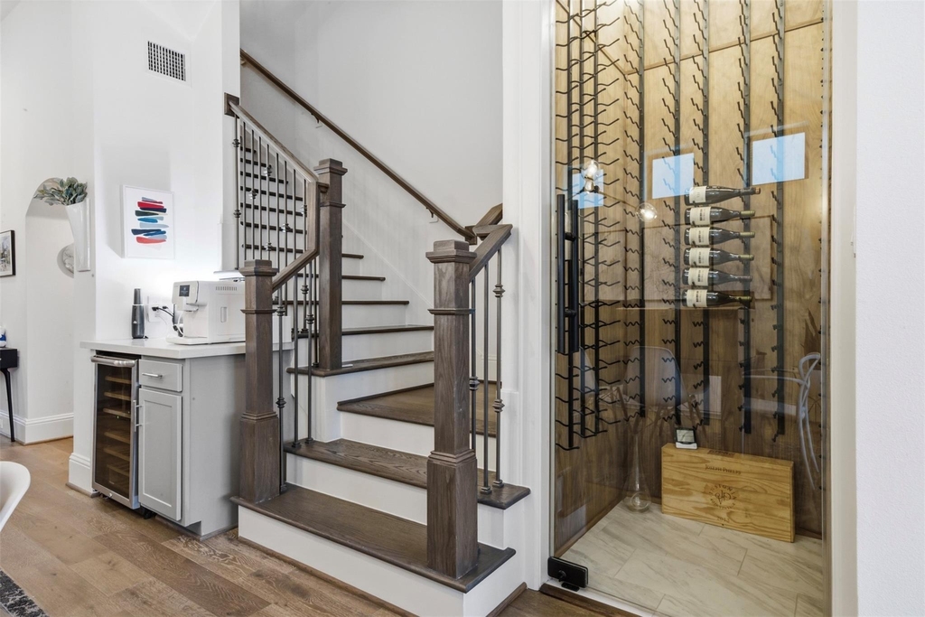 1908 W 25th Street - Photo 24