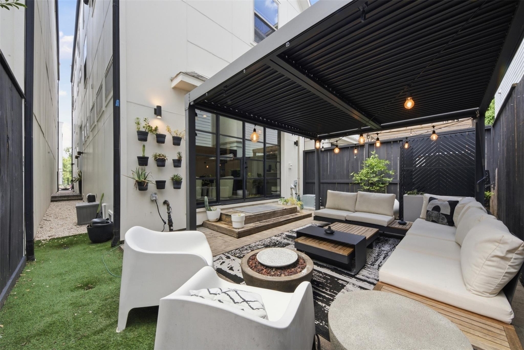 1908 W 25th Street - Photo 37