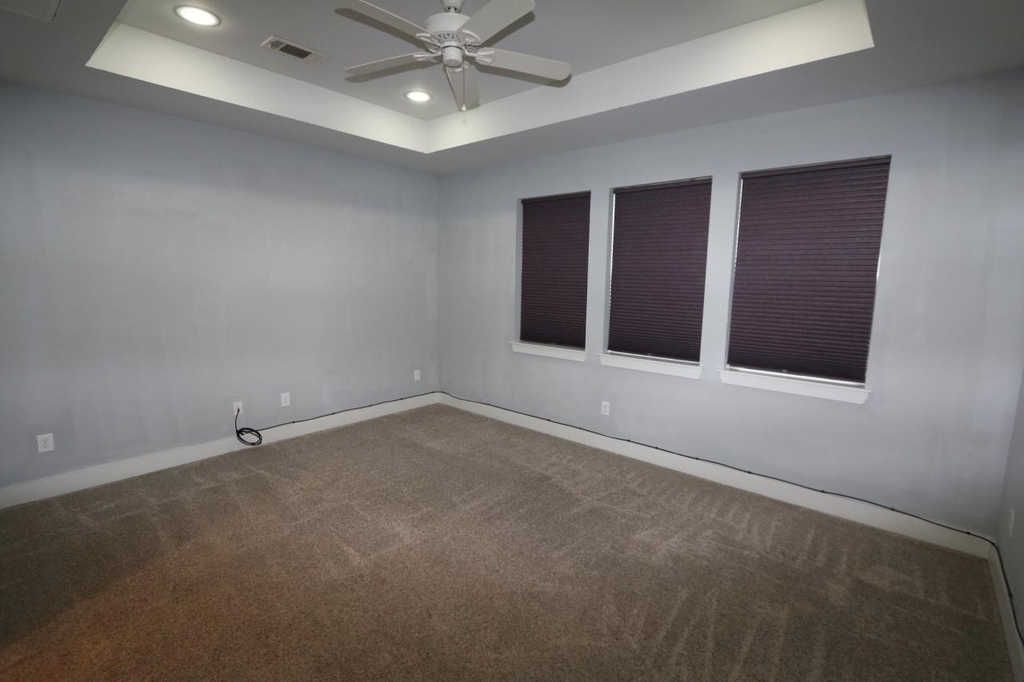 2103 Hadley Street - Photo 12