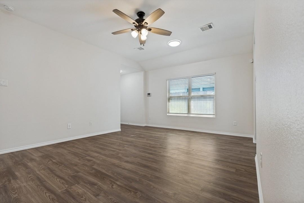 1235 Blue Hazel Court - Photo 8