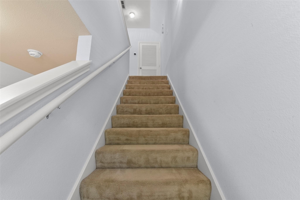 2711 Polk Street - Photo 7