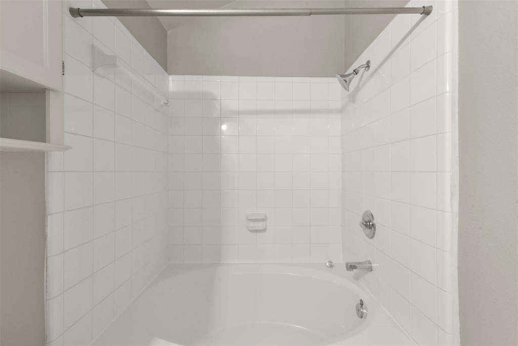 2711 Polk Street - Photo 19