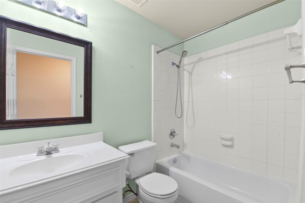 2711 Polk Street - Photo 6