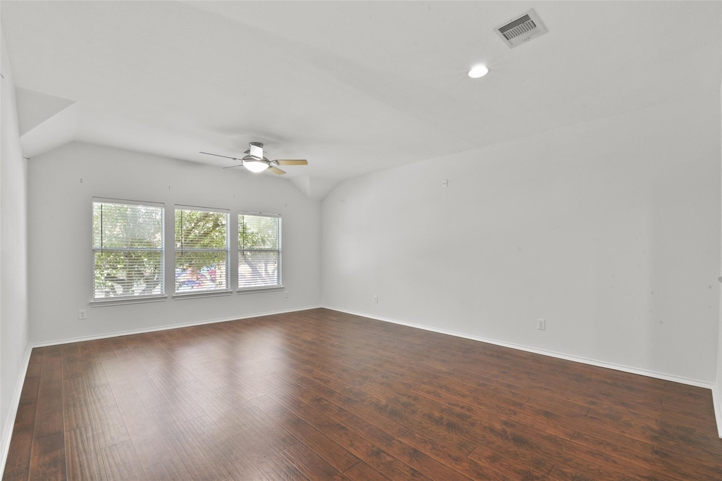 2711 Polk Street - Photo 11