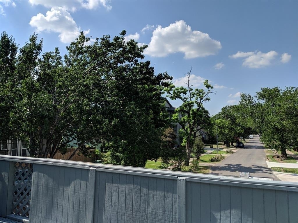 915 Alexander Street - Photo 14