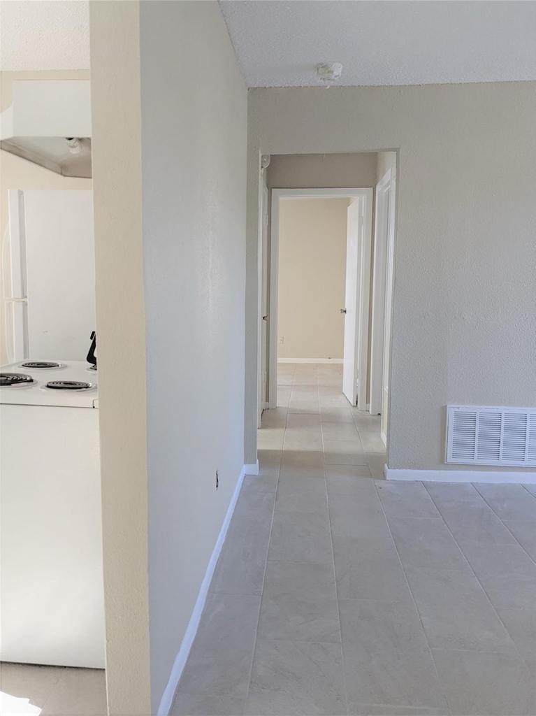 915 Alexander Street - Photo 12