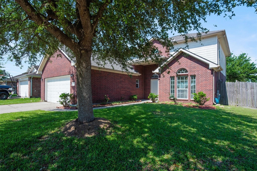 131 Sunset Falls Drive - Photo 1