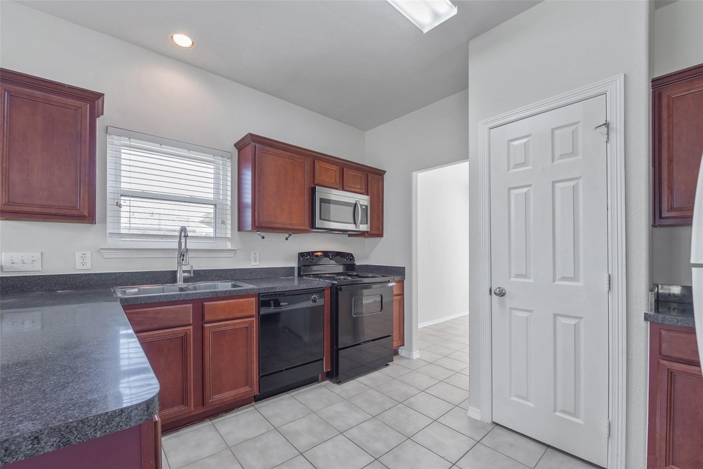 131 Sunset Falls Drive - Photo 13
