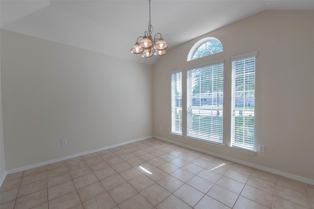 131 Sunset Falls Drive - Photo 4