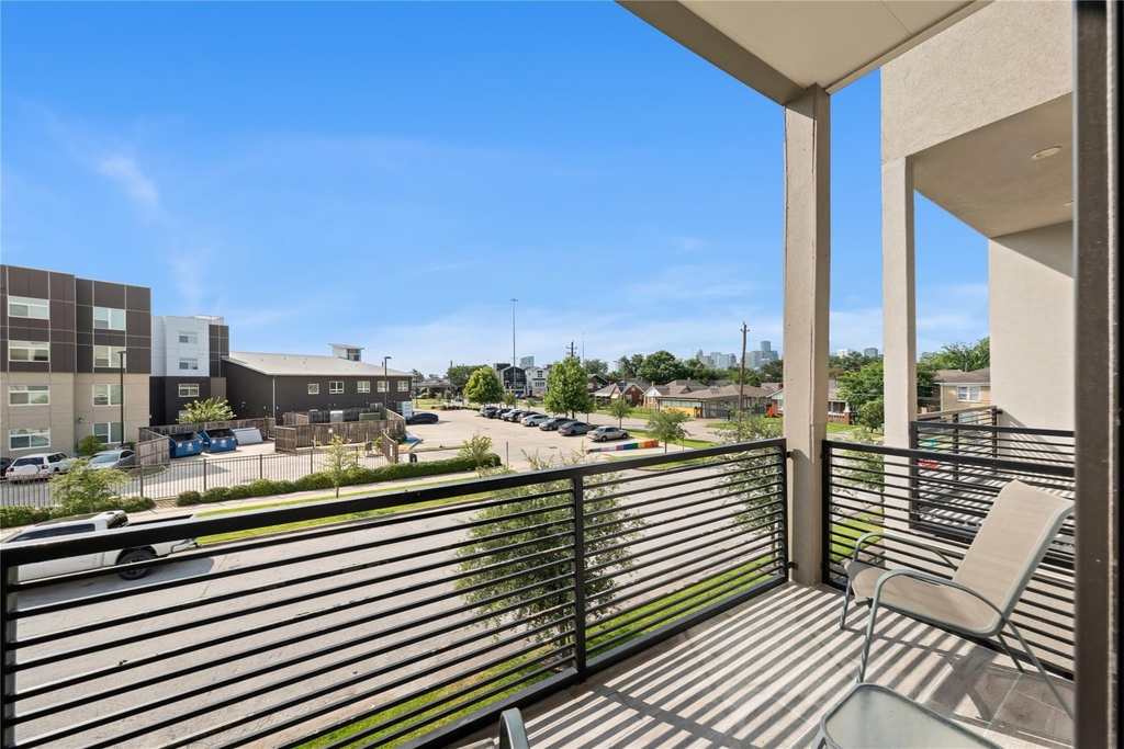 2315 Eagle Street - Photo 1