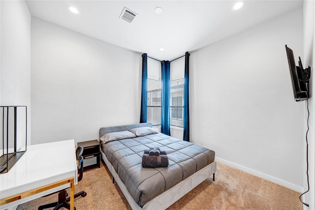 2315 Eagle Street - Photo 14