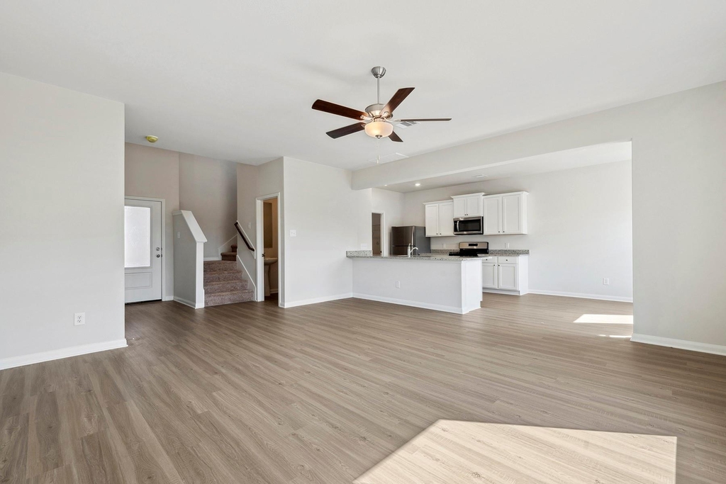 324 Fastboy Lane - Photo 2