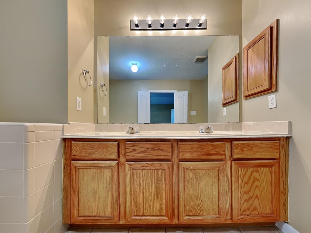 12027 Bunny Lane - Photo 9