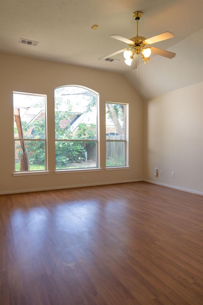 15627 Rosewood Hill Court - Photo 8
