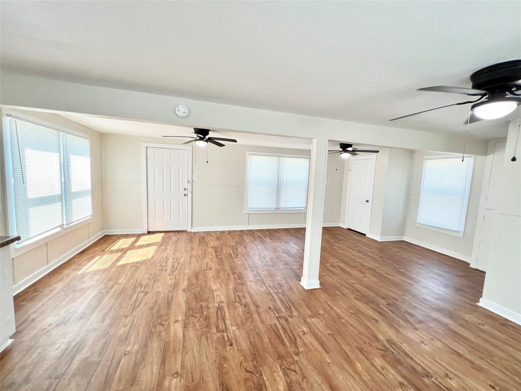 1106 Gulfview Lane - Photo 3