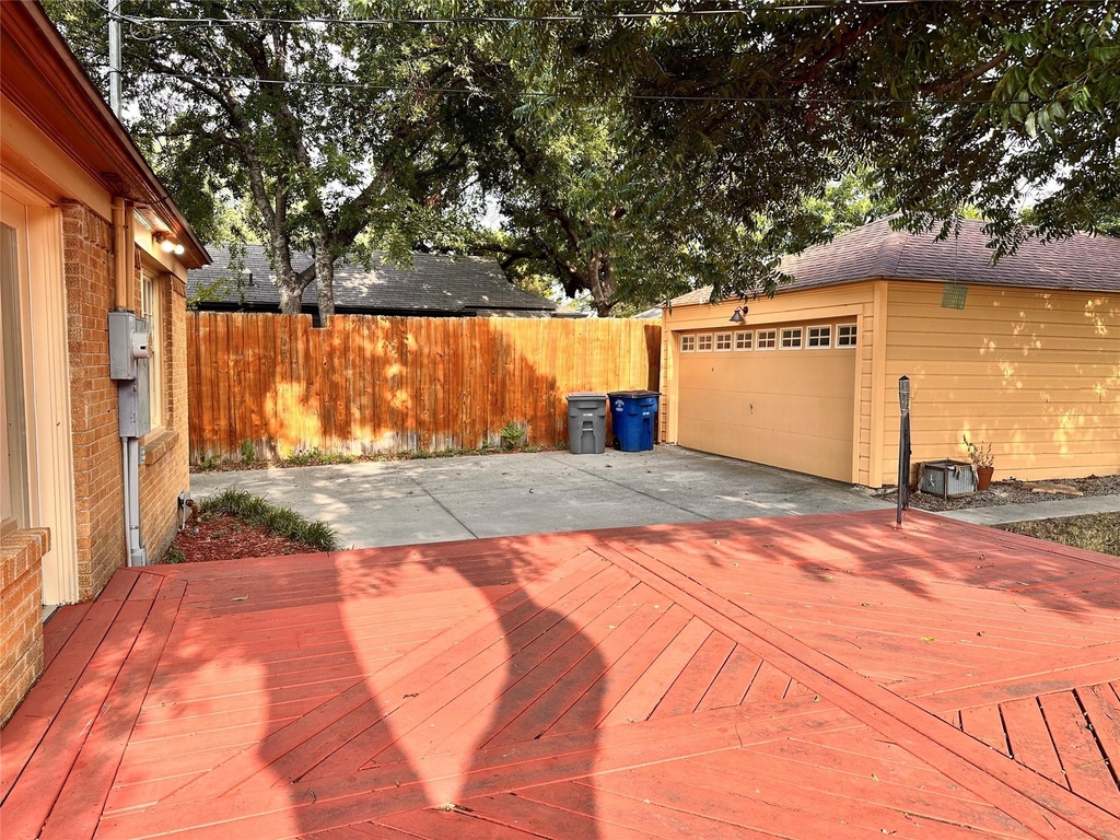 2222 Carnes Street - Photo 29