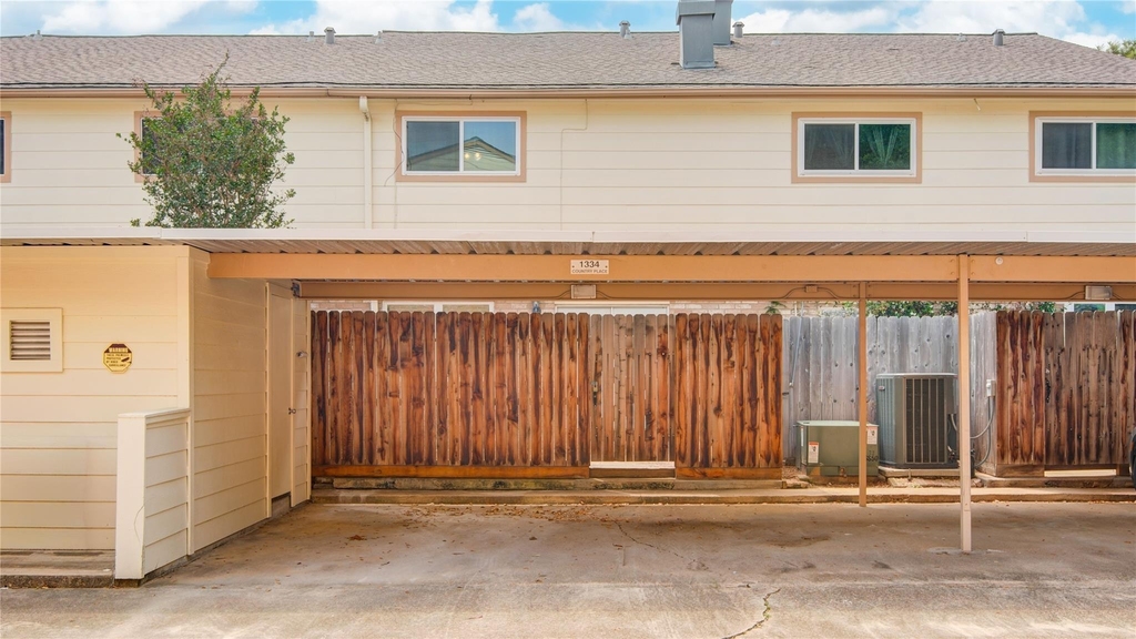 1334 Country Place Drive - Photo 32