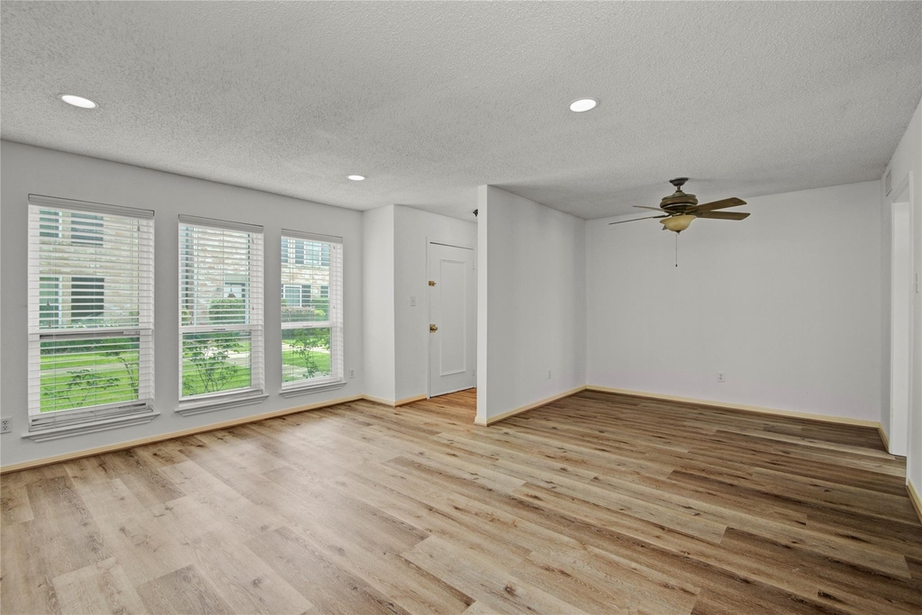 1334 Country Place Drive - Photo 6