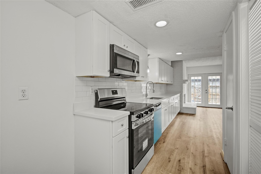 1334 Country Place Drive - Photo 9