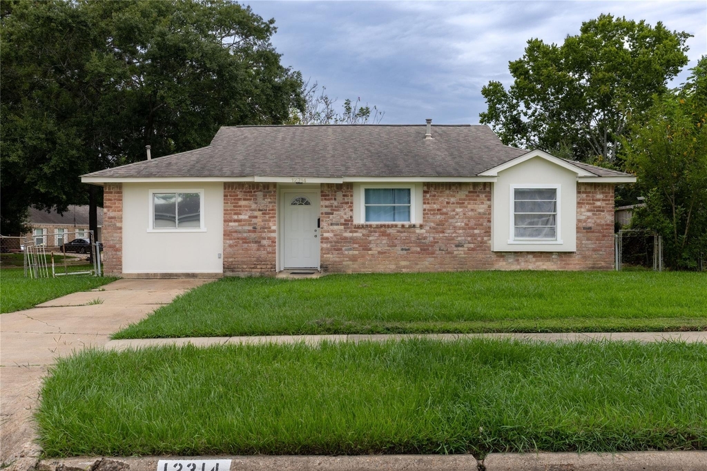 12314 Flushing Meadows Drive - Photo 1