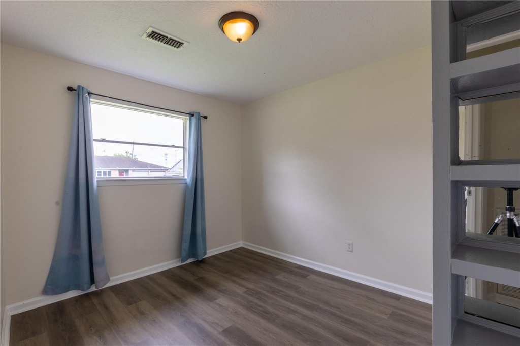 12314 Flushing Meadows Drive - Photo 11
