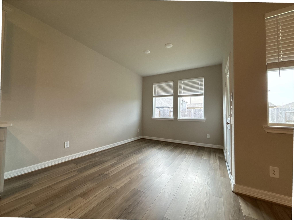 2913 Cliff Ridge Lane - Photo 13