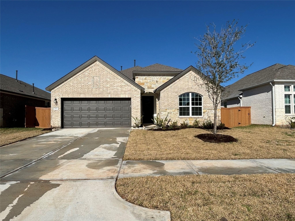 2913 Cliff Ridge Lane - Photo 0