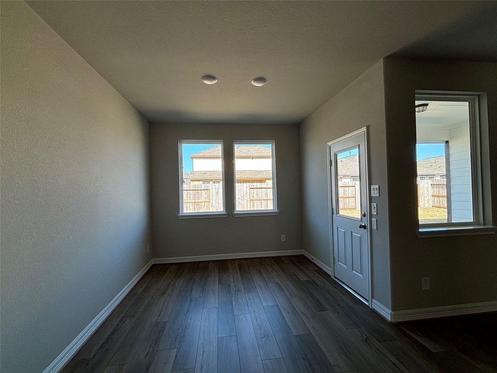 2913 Cliff Ridge Lane - Photo 14