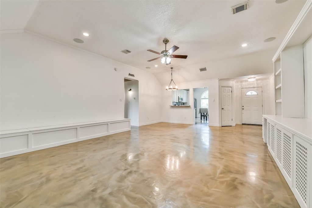 515 Valley Drive - Photo 6