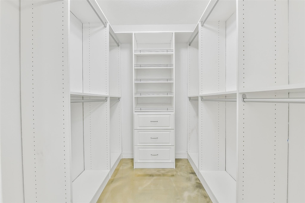 515 Valley Drive - Photo 17