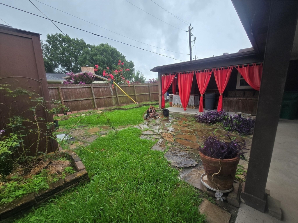 9802 Sagepike Drive - Photo 33